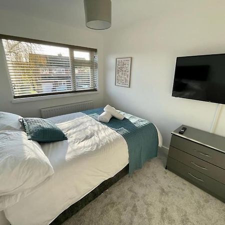 St Blaise Villa Water Orton Екстериор снимка